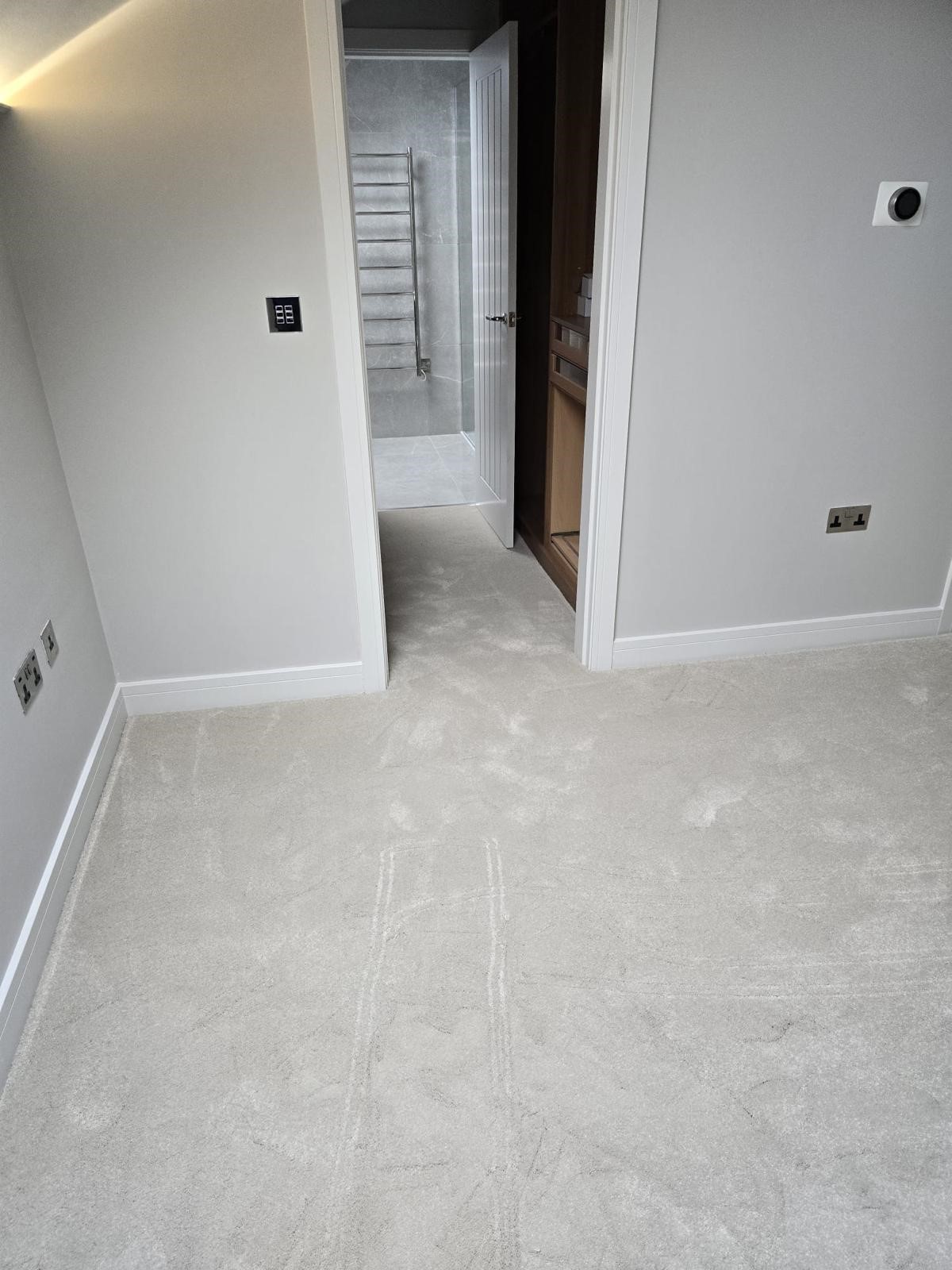 Carpet and LVT Flooring Installation - Floorstore