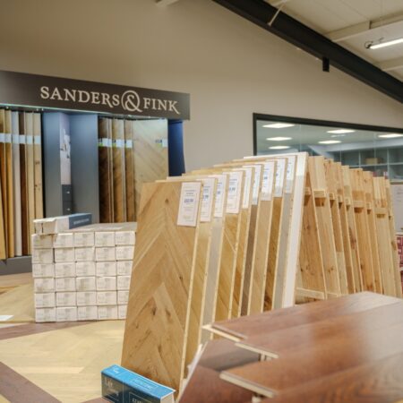 Sanders & Fink flooring stand keystone