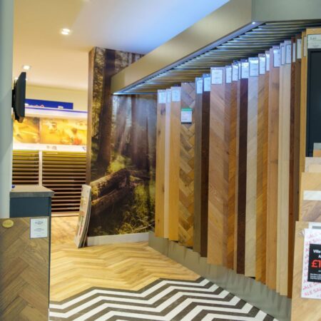 Life Flooring stand