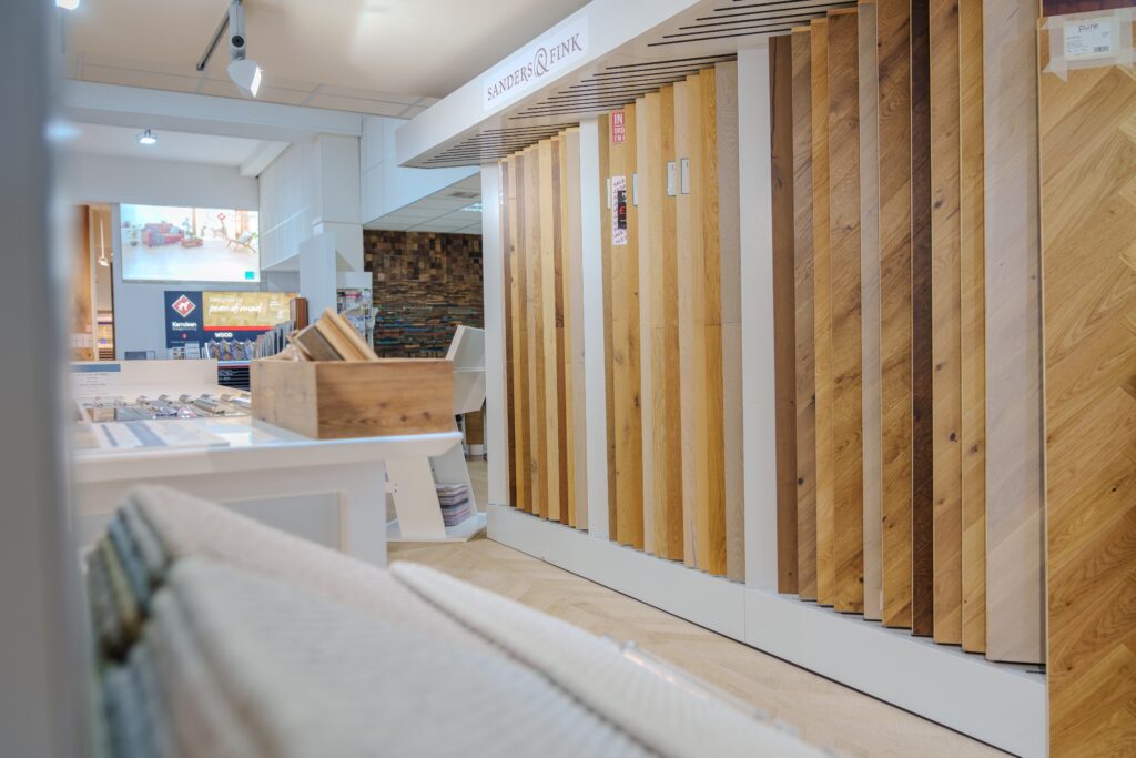 Sanders & Fink engineered wood stand